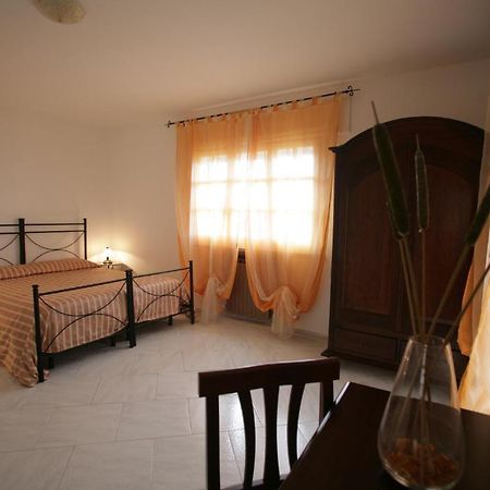 Bed And Breakfast Casagalez Santa Domenica Szoba fotó